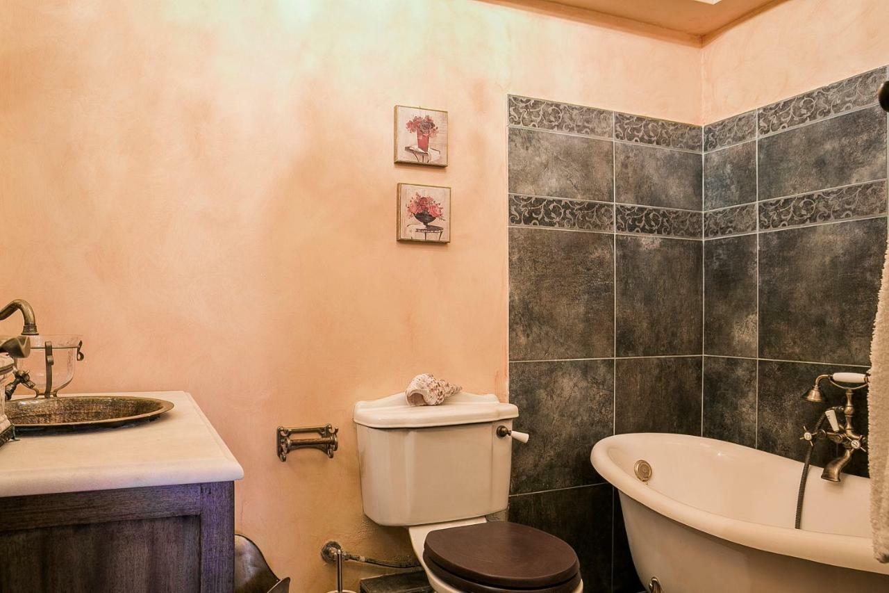Palazzino Di Nionio Villa Karavados Bagian luar foto